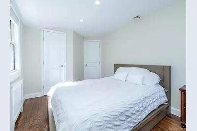 2 Plymouth Road, Port Washington, NY 11050 - Photo 16