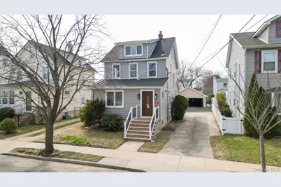 29 Everett Street, Lynbrook, NY 11563 - Photo 1