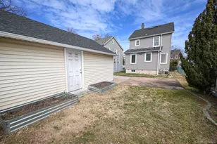 29 Everett St, Lynbrook, NY 11563 - Photo 26