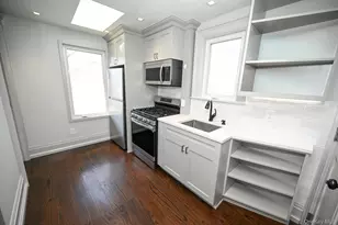 29 Everett St, Lynbrook, NY 11563 - Photo 4