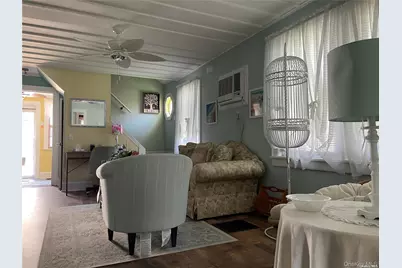 32 Neptune Road, Rocky Point, NY 11778 - Photo 20