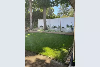 32 Neptune Road, Rocky Point, NY 11778 - Photo 14