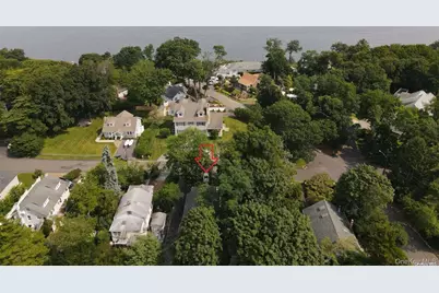 32 Neptune Road, Rocky Point, NY 11778 - Photo 34