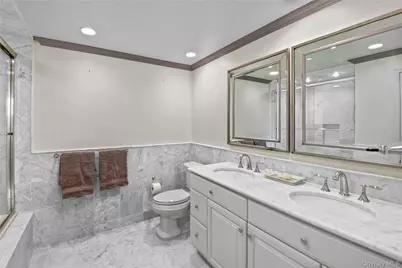 300 Mamaroneck Avenue #628, White Plains, NY 10605 - Photo 16