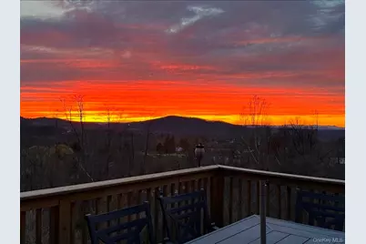 24 Sebastian Court, Hopewell Junction, NY 12533 - Photo 4