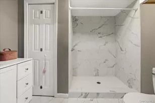 11 Island Trail, Mount Sinai, NY 11766 - Photo 18