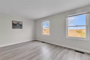 203 Williamsburg Dr, Mahopac, NY 10541 - Photo 14