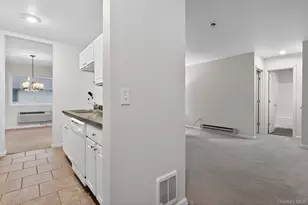 25 Village Park Dr, Fishkill, NY 12524 - Photo 6