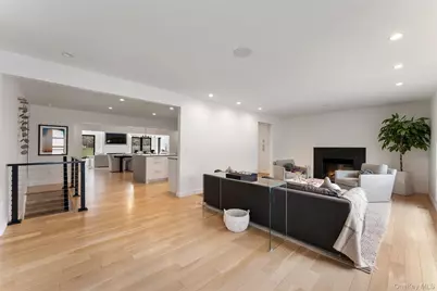 7 Windsong Road, Ardsley, NY 10502 - Photo 2