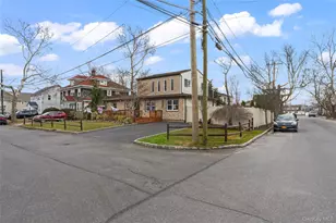 2 Burnett Ave, Bay Shore, NY 11706 - Photo 34