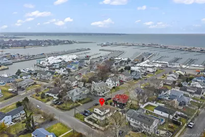 2 Burnett Avenue, Bay Shore, NY 11706 - Photo 40