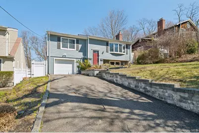 159 Chestnut Circle, Northport, NY 11768 - Photo 2