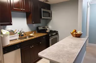 141-16 84th Dr, Briarwood, NY 11435 - Photo 4