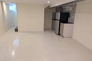 137-10 64th Rd, Flushing, NY 11367 - Photo 12