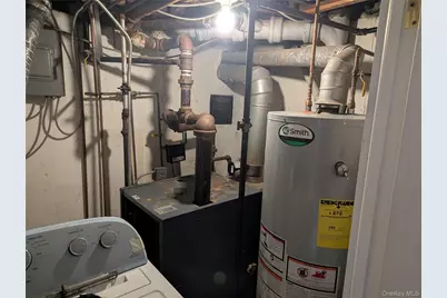 13710 64th Road, Flushing, NY 11367 - Photo 10