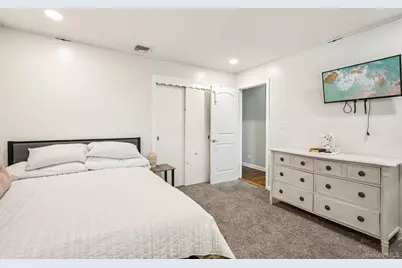 55 Sherwood Drive, Nanuet, NY 10954 - Photo 18