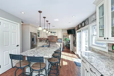 90 E 25th Street, Huntington Station, NY 11746 - Photo 8