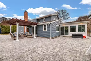 32 Branch Dr, Smithtown, NY 11787 - Photo 38