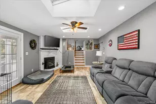 32 Branch Dr, Smithtown, NY 11787 - Photo 16