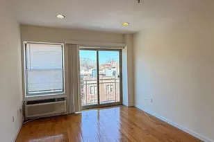 82-65 116th St, Richmond Hill, NY 11418 - Photo 4