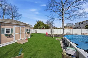 628 Peter Paul Dr, West Islip, NY 11795 - Photo 40