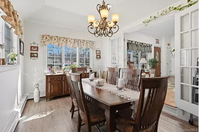 628 Peter Paul Drive, West Islip, NY 11795 - Photo 18