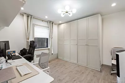 7343 217th Street #366B1, Oakland Gardens, NY 11364 - Photo 6