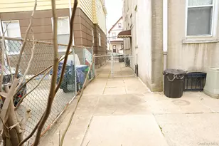 80-33 90th Rd, Woodhaven, NY 11421 - Photo 20