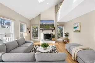 39 Tanners Neck Ln, Westhampton, NY 11977 - Photo 2