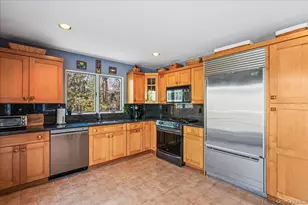 24 Tanglewood Trl, Hampton Bays, NY 11946 - Photo 8