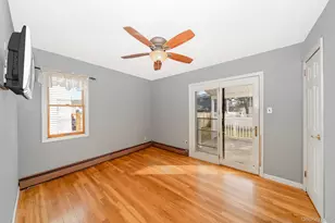 30 Poplar Ave, Farmingdale, NY 11735 - Photo 16