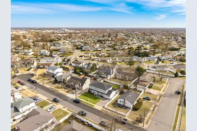 30 Poplar Avenue, Farmingdale, NY 11735 - Photo 24