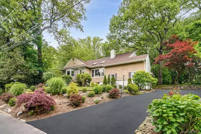 45 Rugby Road, New Rochelle, NY 10804 - Photo 2
