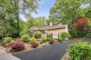 45 Rugby Rd, New Rochelle, NY 10804 - Photo 2