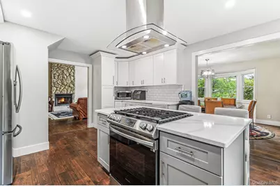 45 Rugby Road, New Rochelle, NY 10804 - Photo 8