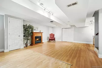45 Rugby Road, New Rochelle, NY 10804 - Photo 24