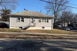 29 E Castle Ave, Spring Valley, NY 10977 - Photo 2