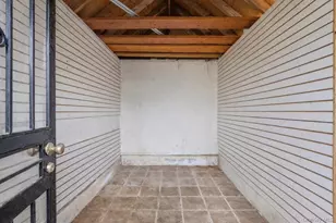 89-28 133rd Ave, Ozone Park, NY 11417 - Photo 22