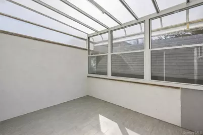 8928 133rd Avenue, Ozone Park, NY 11417 - Photo 18