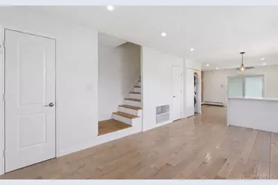 8928 133rd Avenue, Ozone Park, NY 11417 - Photo 4