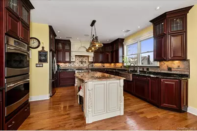 1137 Northern Boulevard, Baldwin, NY 11510 - Photo 12