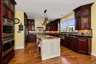 1137 Northern Blvd, Baldwin, NY 11510 - Photo 12