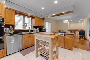 217-63 Corbett Rd, Bayside, NY 11361 - Photo 6
