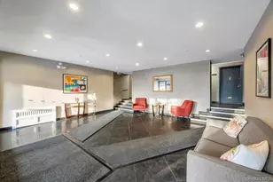 2 Birchwood Ct, Mineola, NY 11501 - Photo 4