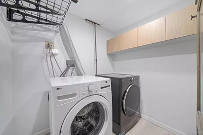 73 Parnell Drive, Smithtown, NY 11787 - Photo 44