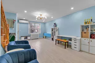 7-20 160th St, Whitestone, NY 11357 - Photo 2