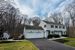 19 Deer Run Rd, South Salem, NY 10590 - Photo 4