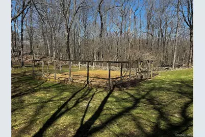 19 Deer Run Road, South Salem, NY 10590 - Photo 8