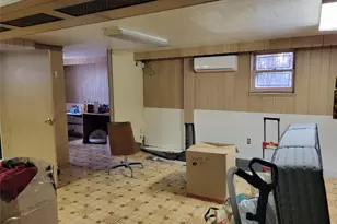 166-14 Cross Island Pkwy, Whitestone, NY 11357 - Photo 22