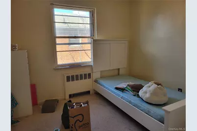 166-14 Cross Island Parkway, Whitestone, NY 11357 - Photo 12